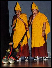 20080229-music Dungchens nuns of Kachoe Ghakyil.jpg